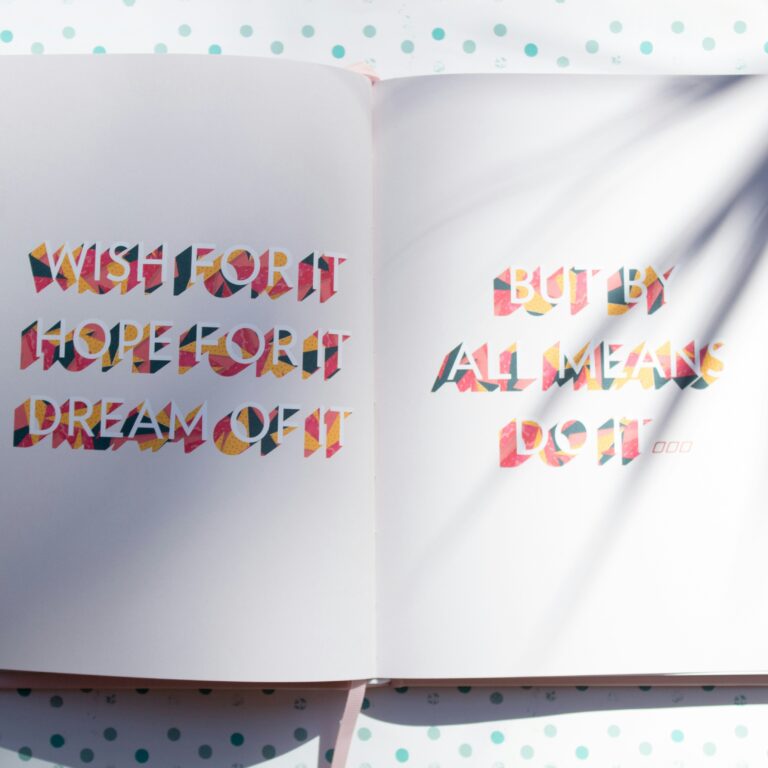 s-o-c-i-a-l-c-u-t-6iYb1BWWbV0-unsplash